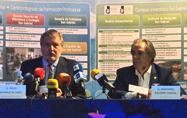Íñigo Méndez de Vigo y Graciano Palomo Cuesta Íñigo Méndez de Vigo y Graciano Palomo Cuesta