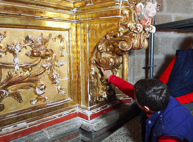 Ahí, en esa rendija, aguardaba una sorpresa Ahí, en esa rendija, aguardaba una sorpresa