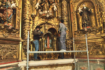 Desmontando el tabernáculo por piezas