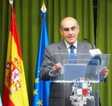 Luis Abril Luis Abril