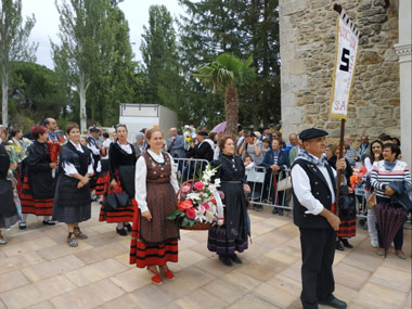 Ofrenda Florar a la Virgen de las Viñas