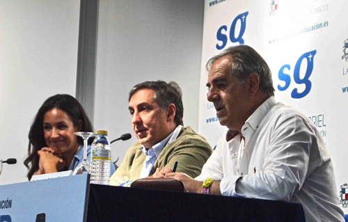 De izquierda a derecha de la imagen: Begoña Villacís, José Ramón García Hernández (JoseRa) y Graciano Palomo De izquierda a derecha de la imagen: Begoña Villacís, José Ramón García Hernández (JoseRa) y Graciano Palomo