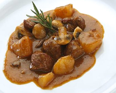 Estofado de carne y setas Estofado de carne y setas