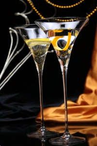Vermut (una copa -100 ml-): 139 Kcal. Vermut (una copa, 100 ml): 139 Kcal.