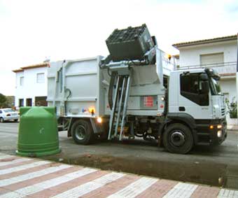 Camiones de recogida y compactación de residuos