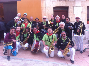 Componentes de la Charanga ‘La Carga Piñas’, de Villalba de Duero Componentes de la Charanga ‘La Carga Piñas’, de Villalba de Duero