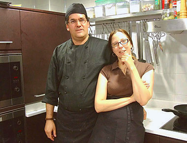 Luis y Eugenia, encargados de convertir nuestra estancia en una experiencia inolvidable.