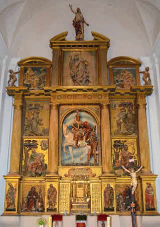 Vista general del retablo antes de iniciarse los trabajos de restauración