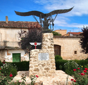 Monumento en honor de Diego Marín Aguilera