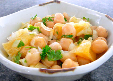 Ensalada de garbanzos y naranjas