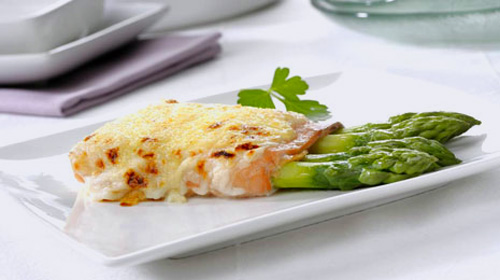 Espárragos al horno gratinados Espárragos al horno gratinados