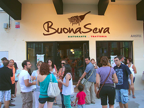 Fotografía: Javier Marqués | Entrada del Restaurante BuonaSera Fotografía: Javier Marqués | Entrada del Restaurante BuonaSera