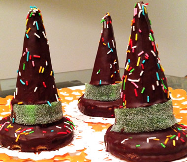Gorros de bruja con chocolate Gorros de bruja con chocolate