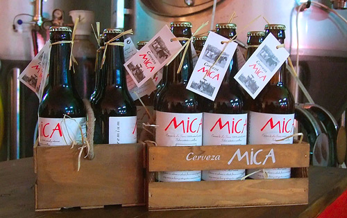 Fotografía: Javier Marqués | Cervezas Mica, Fábrica en Aranda de Duero Fotografía: Javir Marqués | Cervezas Mica, Fábrica en Aranda de Duero