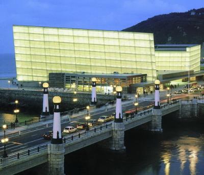 Palacio Kursaal en San Sebastián Palacio Kursaal en San Sebastián