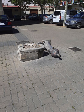 La fuente de la Plaza Obispo Acosta por los suelos