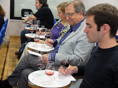 Paco Lobatón durante la cata DO Ribera del Duero Paco Lobatón durante la cata DO Ribera del Duero