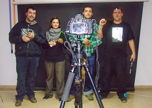 El Equipo de Luces Raras (www.lucesraras.com) El Equipo de Luces Raras (www.lucesraras.com)