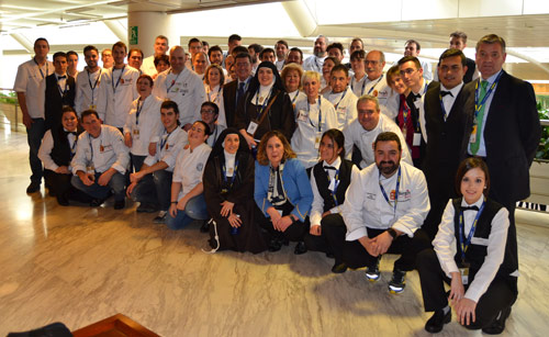 Autoridades, empresarios, cocineros y sumilleres Autoridades, empresarios, cocineros y sumilleres