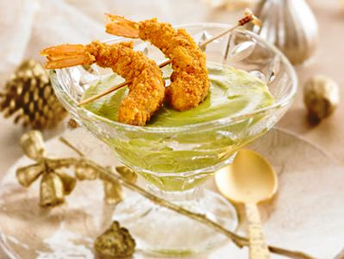 Crema fría de calabacín con langostinos crujientes Crema fría de calabacín con langostinos crujientes