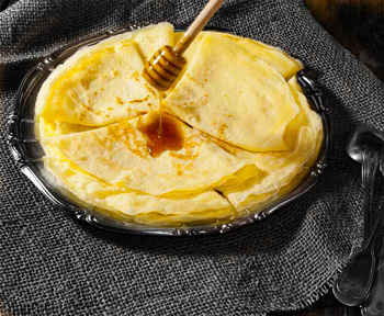 Las filloas son un dulce típico de la gastronomía gallega Filloas: dulce típico gallego