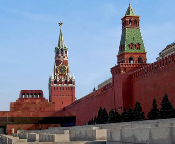 Muralla y torres del Kremlin