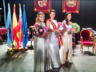 Reina y Damas 2015 Reina y Damas del 2015