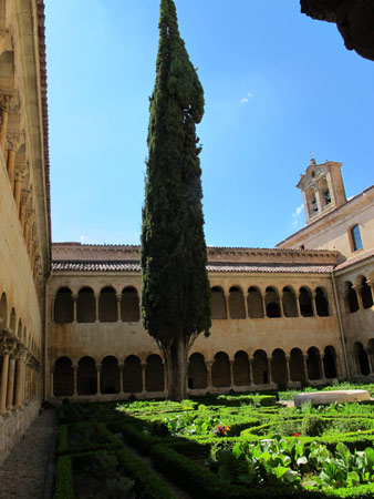 De la biblioteca a la ciencia ficción: un curso de verano en Silos tratará el documento y sus usos De la biblioteca a la ciencia ficción