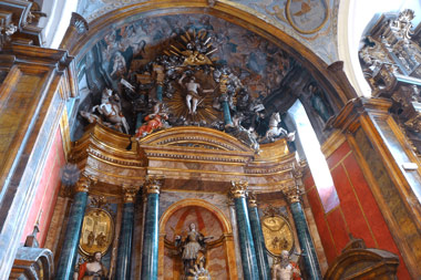 Detalle del retablo la iglesia de Sotillo de la Ribera