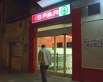 Supermercado SPAR en Aranda de Duero Fotografía: J.Marqués.