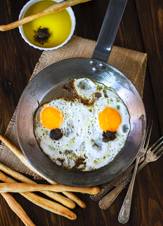 Huevos fritos trufados Huevos fritos trufados