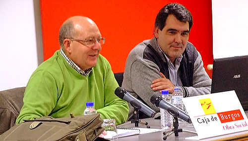 Conferencia de Fernando Cardero Elso en Aranda de Duero Fotografía: Javier Marqués | Fernando Cardero Elso durante la conferencia
